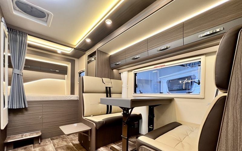 耐候ASA材料在房車(chē)頂棚塑料配件中的應(yīng)用優(yōu)勢(shì)
